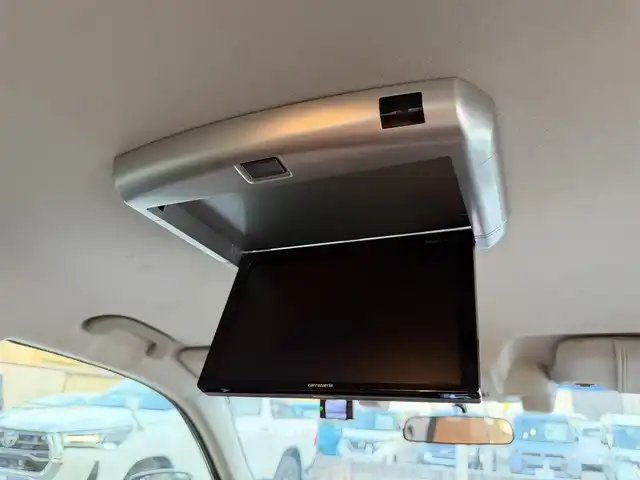 スバル エクシーガクロスオーバー７ 2．5i アイサイト 兵庫県 2016(平28)年 14.1万km クリスタルホワイトP 社外メモリーナビ/（CD/DVD/BT/フルセグTV）/バックカメラ/フリップダウンモニター/ハーフレザーシート/前席シートヒーター/アイサイト/HIDヘッドライト/AUTOライト/アイドリングストップ/前後ドライブレコーダー/ETC/スマートキー/スペアキー/保証書/取扱説明書