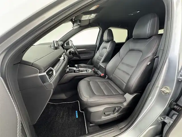 マツダ ＣＸ－５ XD スポーツアピアランス 滋賀県 2022(令4)年 1.9万km ソニックシルバーM 純正10.25インチナビ/【Bluetooth/USB/フルセグTV】/レザーシート/全方位カメラ/追従クルーズコントロール/ブラインドスポットモニタリング/クリアランスソナー/LEDヘッドライト/オートマチックハイビーム/衝突軽減ブレーキ/D/Nパワーシート/全席シートヒーター/ステアリングヒーター/パワーバックドア/ワイヤレス充電/ヘッドアップディスプレイ/MTモード付AT/プッシュスタート/スマートキー/ステアリングリモコン