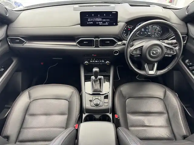 マツダ ＣＸ－５ XD スポーツアピアランス 滋賀県 2022(令4)年 1.9万km ソニックシルバーM 純正10.25インチナビ/【Bluetooth/USB/フルセグTV】/レザーシート/全方位カメラ/追従クルーズコントロール/ブラインドスポットモニタリング/クリアランスソナー/LEDヘッドライト/オートマチックハイビーム/衝突軽減ブレーキ/D/Nパワーシート/全席シートヒーター/ステアリングヒーター/パワーバックドア/ワイヤレス充電/ヘッドアップディスプレイ/MTモード付AT/プッシュスタート/スマートキー/ステアリングリモコン