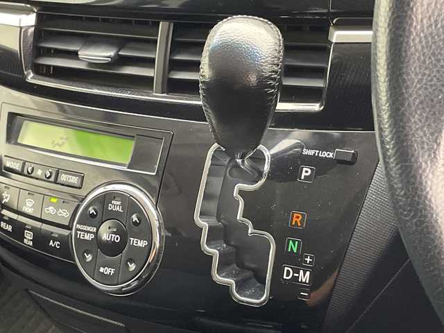 トヨタ エスティマ アエラス 千葉県 2012(平24)年 7.6万km 黒 純正ディーラーオプションHDDナビ/フルセグTV/Bluetooth/CD/DVD/バックカメラ/純正フリップダウンモニター/純正ビルトインETC/ISOFIX/両側パワースライドドア/クルーズコントロール/HIDヘッドライト