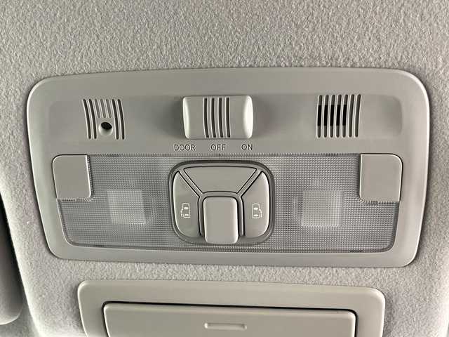 トヨタ エスティマ アエラス 千葉県 2012(平24)年 7.6万km 黒 純正ディーラーオプションHDDナビ/フルセグTV/Bluetooth/CD/DVD/バックカメラ/純正フリップダウンモニター/純正ビルトインETC/ISOFIX/両側パワースライドドア/クルーズコントロール/HIDヘッドライト