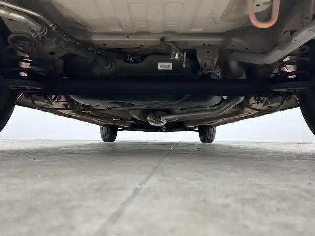 スズキ ラパン S セレクション 千葉県 2018(平30)年 3.4万km リフレクティブオレンジM/ホワイト2トーン 純正SDナビ/（CD/DVD/bluetooth/フルセグ）/バックカメラ/全方位カメラ/ウッド調パネル/アイドリングストップ/衝突軽減ブレーキ/前席シートヒーター/スマートキー/プッシュスタート/オートライト/オートエアコン/ステアリングスイッチ/純正フロアマット/純正ドアバイザー