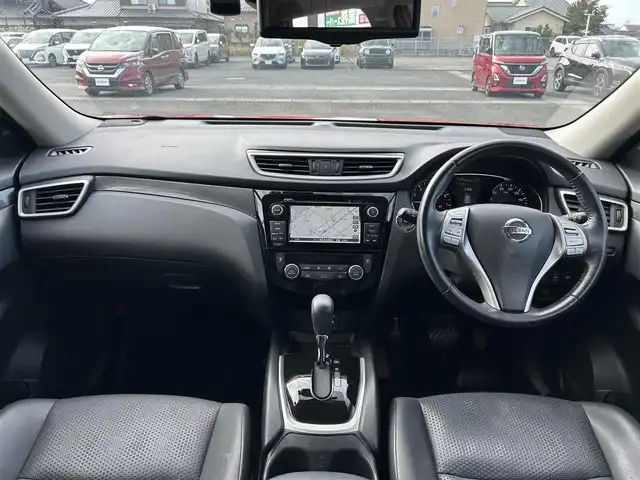 日産 エクストレイル 20Xt ブラックエクストリーマーX エマB 熊本県 2016(平28)年 2.2万km バーニングレッド 4WD/純正SDメモリナビ/AM/FM/CD/DVD/Bluetooth/USB/AUX/アラウンドビューモニター/ビルトインETC/ドライブレコーダー（前）/ABS/横滑り防止装置/車線逸脱警報/後側方車両検知警報/エマージェンシーブレーキ/ふらつき警報/進入禁止警報/駐車支援/LEDヘッドライト/フォグランプ/オートライト/ハーフレザーシート/シートヒーター（D/N)/プッシュスタート/スマートキー/スペアキー×2/純正革巻きステアリング/ステアリングスイッチ/電動格納ミラー/ミラーウィンカー/ドアバイザー/純正フロアマット/W+サイド+カーテンエアバック