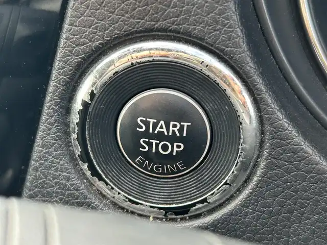 日産 エクストレイル 20Xt ブラックエクストリーマーX エマB 熊本県 2016(平28)年 2.2万km バーニングレッド 4WD/純正SDメモリナビ/AM/FM/CD/DVD/Bluetooth/USB/AUX/アラウンドビューモニター/ビルトインETC/ドライブレコーダー（前）/ABS/横滑り防止装置/車線逸脱警報/後側方車両検知警報/エマージェンシーブレーキ/ふらつき警報/進入禁止警報/駐車支援/LEDヘッドライト/フォグランプ/オートライト/ハーフレザーシート/シートヒーター（D/N)/プッシュスタート/スマートキー/スペアキー×2/純正革巻きステアリング/ステアリングスイッチ/電動格納ミラー/ミラーウィンカー/ドアバイザー/純正フロアマット/W+サイド+カーテンエアバック