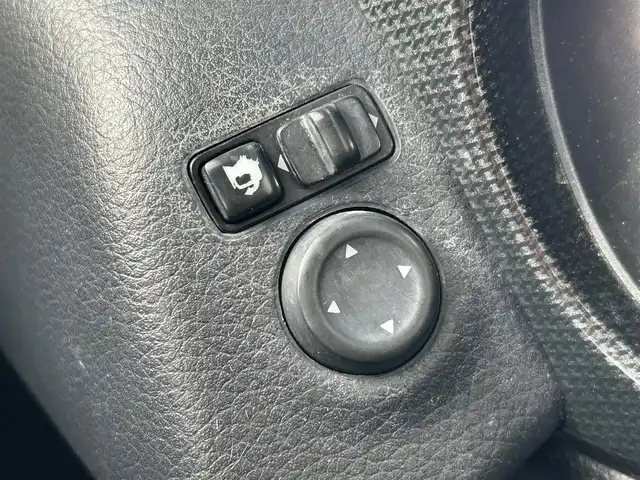 日産 エクストレイル 20Xt ブラックエクストリーマーX エマB 熊本県 2016(平28)年 2.2万km バーニングレッド 4WD/純正SDメモリナビ/AM/FM/CD/DVD/Bluetooth/USB/AUX/アラウンドビューモニター/ビルトインETC/ドライブレコーダー（前）/ABS/横滑り防止装置/車線逸脱警報/後側方車両検知警報/エマージェンシーブレーキ/ふらつき警報/進入禁止警報/駐車支援/LEDヘッドライト/フォグランプ/オートライト/ハーフレザーシート/シートヒーター（D/N)/プッシュスタート/スマートキー/スペアキー×2/純正革巻きステアリング/ステアリングスイッチ/電動格納ミラー/ミラーウィンカー/ドアバイザー/純正フロアマット/W+サイド+カーテンエアバック