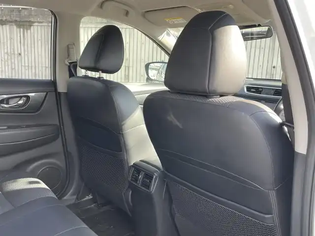 日産 エクストレイル 20X エマージェンシーブレーキ 福岡県 2016(平28)年 9万km ブリリアントホワイトパール (株)IDOMが運営する【じしゃロン八幡西店】の自社ローン対象車両になります。こちらは現金ご利用時の価格です。自社ローンご希望の方は別途その旨お申付け下さい。/衝突被害軽減システム/社外SDナビ/フルセグ/Bluetooth/バックカメラ/ETC/オートライト/カプロンシート/前席シートヒーター/コーナーセンサー