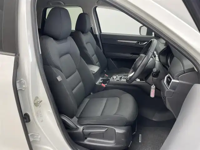 マツダ ＣＸ－５ XD プロアクティブ 埼玉県 2017(平29)年 3.4万km スノーフレイクホワイトパールマイカ 純正7インチSDナビ/（BT/USB/AM/FM）/バック/サイドカメラ/スマートシティブレーキサポート/ブラインドスポットモニター/レーンキープアシスト/交通標識認識/ドライバーアテンションアラート/パーキングセンサー/マツダレーダークルーズコントロール/ヘッドアップディスプレイ/電動パーキングブレーキ/ステアリングスイッチ/LEDヘッドライト/アイドリングストップ/ETC