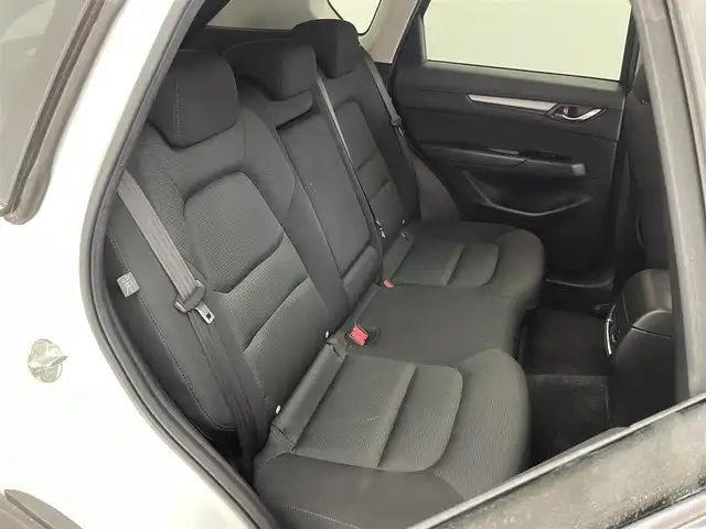 マツダ ＣＸ－５ XD プロアクティブ 埼玉県 2017(平29)年 3.4万km スノーフレイクホワイトパールマイカ 純正7インチSDナビ/（BT/USB/AM/FM）/バック/サイドカメラ/スマートシティブレーキサポート/ブラインドスポットモニター/レーンキープアシスト/交通標識認識/ドライバーアテンションアラート/パーキングセンサー/マツダレーダークルーズコントロール/ヘッドアップディスプレイ/電動パーキングブレーキ/ステアリングスイッチ/LEDヘッドライト/アイドリングストップ/ETC