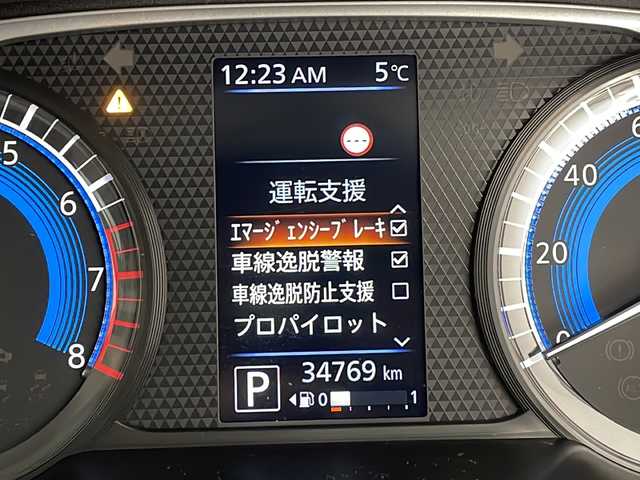 日産 ルークス