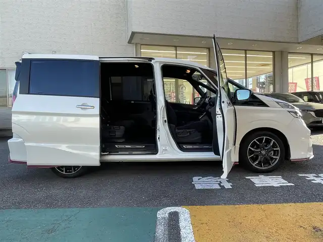 日産 セレナ