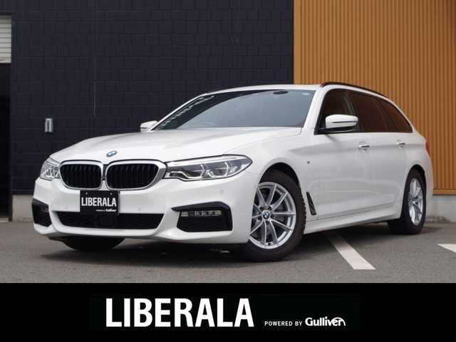 ＢＭＷ ５２３ｉ 埼玉県 2018(平30)年 6.8万km 白 スライディングルーフ/アダプティブクルーズコントロール/全周囲カメラ/ブラインドスポットモニター/パークディスタンスコントロール/インテリジェントセーフティ/レーンキープアシスト /ETC/ドラレコ/冬タイヤ/純正ホイール積み込み