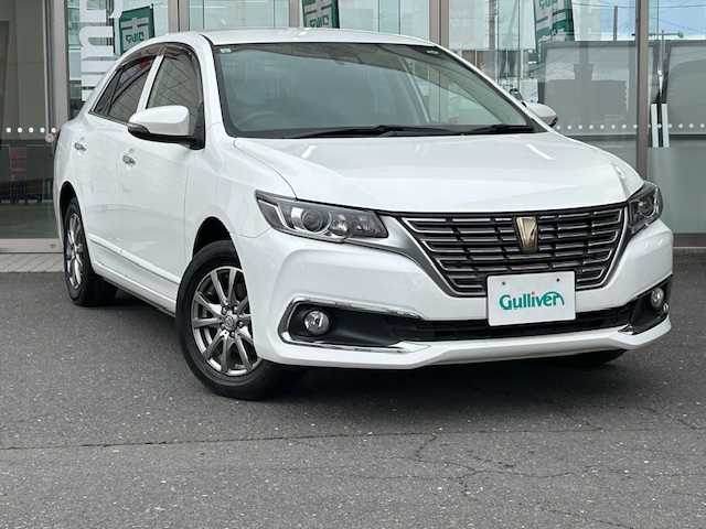 トヨタ プレミオ 1．8X 青森県 2018(平30)年 6.5万km スーパーホワイトⅡ 4WD/トヨタセーフティセンス/　レーンデパーチャーアラート/　プリクラッシュセーフティシステム/　オートライト/先行車発進告知機能/純正SDナビ（フルセグ/BlueTooth/AM/FM）/バックカメラ/ステアリングスイッチ/ビルトインETC/冬タイヤ積込み/電動格納ウィンカーミラー/ディーラー記録簿R2/R3/R4/R5/R6/保証書/ナビ説明書/取扱説明書/スペアキー/社外エンジンスターター/フォグランプ/スペアタイヤ