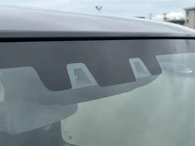 スズキ ジムニー ノマド FC 秋田県 2025(令7)年 0.1万km 黒 ４WD/衝突軽減システム/LEDヘッドライト/純正アルミ/スマートキー/アイドリングストップ/コーナーセンサー/クルーズコントロール/オートマチックハイビーム/レーンキープアシスト/プッシュスタート/ダウンヒルアシストコントロール/ステアリングスイッチ/背面タイヤ/ヘッドライトウォッシャー/ミラーヒーター/オートライト/オートエアコン/パワーステアリング/パワーウィンドウ/レベライザー/横滑り防止/電動格納ウィンカーミラー/保証書/取扱説明書/記録簿