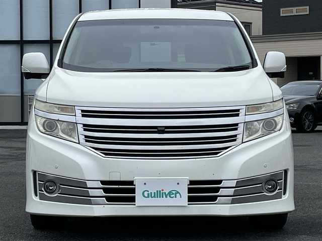 日産 エルグランド ライダー 黒本革 マニュアルシート 道央・札幌 2012(平24)年 12.5万km ブリリアントホワイトパール ４WD/純正メーカーナビ/AM/FM/BT/フルセグ/純正フリップダウンモニター/横滑り防止装置/コーナーセンサー/アラウンドビューモニター/ビルトインETC/ドライブレコーダー/ECOMODE/センターデフロック/両側パワースライドドア/N席/２列目オットマン/レザーシート/革巻きステアリング/ステアリングリモコン/AC100V/MTモード付AT/プッシュスタート/スマートキー/HIDヘッドライト/オートライト/フォグランプ/電動格納ミラー/ウィンカーミラー/純正フロアマット/ドアバイザー/スペアキー/社外エンジンスターター/社外AW付冬タイヤ積込/215/65/R16/2021年/山5mm