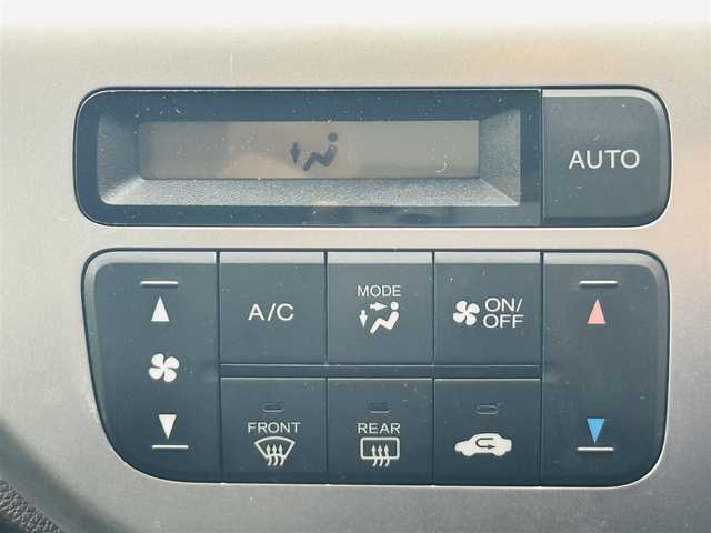 ホンダ Ｎ ＷＧＮ カスタム G 岡山県 2015(平27)年 7.5万km プレミアムベルベットパープル・パール (株)IDOMが運営する【じしゃロン岡山店】の自社ローン対象車両になります。こちらは現金ご利用時の価格です。自社ローンご希望の方は別途その旨お申付け下さい。/純正ナビ/ETC/キセノンライト/純正フロアマット/純正アルミホイール/電格ミラー/ウインカーミラー/ドアバイザー/横滑り防止装置/オートエアコン/プッシュスタート/スマートキー