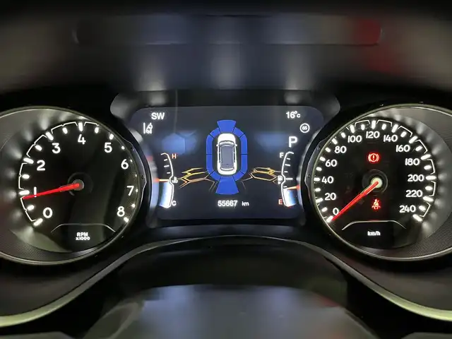 クライスラー・ジープ ジープ コンパス リミテッド 山形県 2020(令2)年 5.6万km パール 4WD/黒レザーシート/運転席パワーシート/前席シートヒーター/パワーバックドア/追従クルコン/HIDライト/純正18インチアルミ