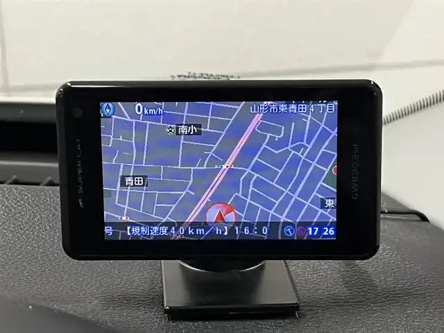 クライスラー・ジープ ジープ コンパス リミテッド 山形県 2020(令2)年 5.6万km パール 4WD/黒レザーシート/運転席パワーシート/前席シートヒーター/パワーバックドア/追従クルコン/HIDライト/純正18インチアルミ