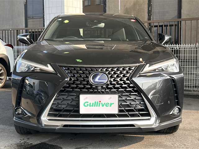 レクサス ＵＸ 250h 京都府 2020(令2)年 7.5万km グラファイトブラックガラスフレーク ディスプレイオーディオナビ　/Ｍｉｒａｃａｓｔ　/レクサスセーフティセンス/レーダークルーズコントロール/レーンキープアシスト/オートマチックハイビーム/プリクラッシュセーフティ/HUD　/BSM　/PKSA　/クリアランスソナー/ステアリングヒーター/メモリーパワーシート/シートヒーター　/全方位カメラ　/フルセグTV/電動格納ミラー/ウィンカーミラー/電動リアゲート/プッシュスタート/スマートキー/禁煙車
