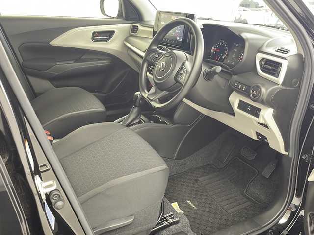 スズキ スイフト XG 岐阜県 2024(令6)年 0.3万km スーパーブラックパール 純正ディスプレイオーディオ/Bluetooth/USB/スズキコネクト/ビルトインETC2.0/レーダークルーズコントロール/シートヒーター(D/N席)/純正フロアマット/ブラインドスポットビューモニター/リヤクロストラフィックアラート/レーンキープアシスト/横滑り防止装置/LEDヘッドライト/オートライト/オートハイビーム