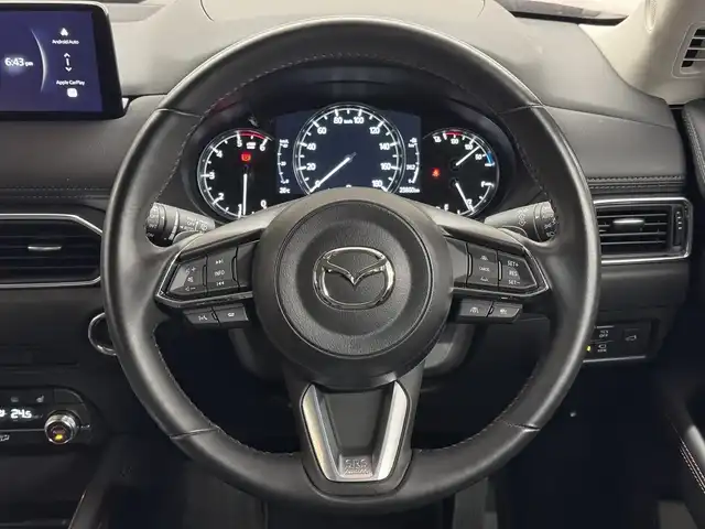 マツダ ＣＸ－５ XD ブラックトーンエディション 三重県 2023(令5)年 2.4万km ソウルレッドクリスタルM 2.2L ディーゼルターボ/FF/MTモード付フロア6AT/10.25インチ センターディスプレイ（ナビ搭載）*/（FM/AM/Bluetooth/USB/SDREC/TV*/ワイヤレス対応AppleCarPlay/AndroidAuto）/360°ビュー・モニター/ETC2.0/i-ACTIVSENSE/［運転支援］/・クルージング＆トラフィックサポート*/・速度標識警報/・ドライバーアテンションアラート/・マツダレーダークルーズコントロール/［リスク警報］/・車間認知支援システム/・車線逸脱警報システム/・ブラインドスポットモニタリング［BSM］/［リスク回避支援］/・レーンキープアシストシステム/［事故回避支援］/・スマートブレーキサポート［SBS］/・パーキングセンサー/装備/・ハンズフリーパワーテールゲート*/・ワイヤレス充電（qi）*/・ハーフレザー/・シートヒーター（D/N）/・ステアリングヒーター/・アクティブドライビングディスプレイ/・パワーシート（D10way）/・左右独立オートエアコン/・電子パーキングブレーキ＆オートホールド/・パドルシフト/・プッシュスタート/・ブラックトーンED専用19inAW/・保/取/ナビ取/など/*…メーカーOP