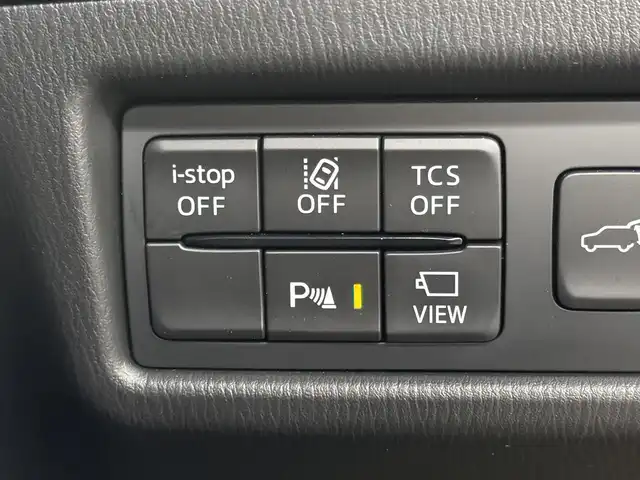 マツダ ＣＸ－５ XD ブラックトーンエディション 三重県 2023(令5)年 2.4万km ソウルレッドクリスタルM 2.2L ディーゼルターボ/FF/MTモード付フロア6AT/10.25インチ センターディスプレイ（ナビ搭載）*/（FM/AM/Bluetooth/USB/SDREC/TV*/ワイヤレス対応AppleCarPlay/AndroidAuto）/360°ビュー・モニター/ETC2.0/i-ACTIVSENSE/［運転支援］/・クルージング＆トラフィックサポート*/・速度標識警報/・ドライバーアテンションアラート/・マツダレーダークルーズコントロール/［リスク警報］/・車間認知支援システム/・車線逸脱警報システム/・ブラインドスポットモニタリング［BSM］/［リスク回避支援］/・レーンキープアシストシステム/［事故回避支援］/・スマートブレーキサポート［SBS］/・パーキングセンサー/装備/・ハンズフリーパワーテールゲート*/・ワイヤレス充電（qi）*/・ハーフレザー/・シートヒーター（D/N）/・ステアリングヒーター/・アクティブドライビングディスプレイ/・パワーシート（D10way）/・左右独立オートエアコン/・電子パーキングブレーキ＆オートホールド/・パドルシフト/・プッシュスタート/・ブラックトーンED専用19inAW/・保/取/ナビ取/など/*…メーカーOP