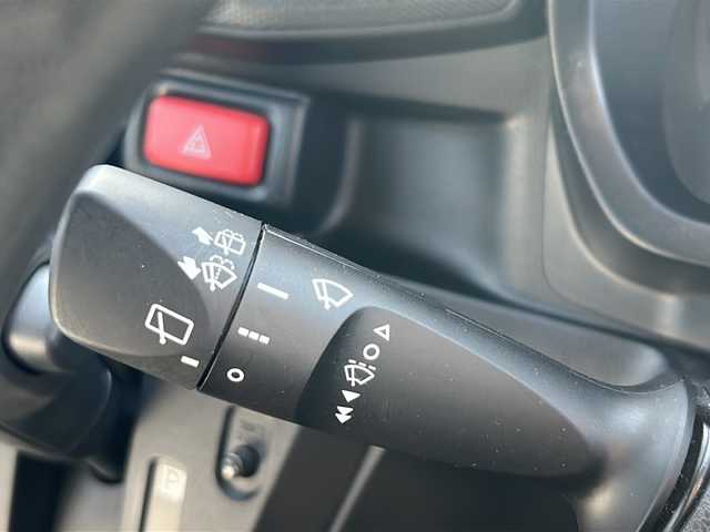 ダイハツ ミラ イース L SAⅢ 岩手県 2018(平30)年 5.4万km ホワイト ７型ナビ　Ｂｌｕｅｔｏｏｔｈ　スマートアシスト　オートハイビーム　電動格納ミラー　衝突軽減ブレーキ　アイドリングストップ　盗難防止システム　キーレスエントリー　デジタルメーター　純正１３アルミホイール
