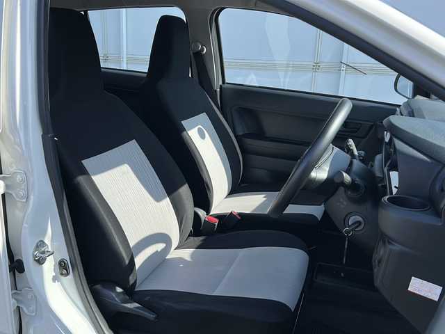 ダイハツ ミラ イース L SAⅢ 岩手県 2018(平30)年 5.4万km ホワイト ７型ナビ　Ｂｌｕｅｔｏｏｔｈ　スマートアシスト　オートハイビーム　電動格納ミラー　衝突軽減ブレーキ　アイドリングストップ　盗難防止システム　キーレスエントリー　デジタルメーター　純正１３アルミホイール