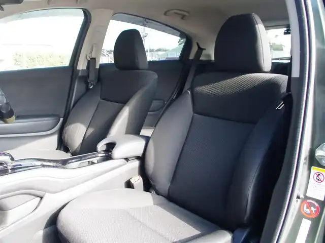 ホンダ ヴェゼル ハイブリッド X 埼玉県 2014(平26)年 8.1万km Ｄグリーン オートクルーズコントロール/ワンセグTV/バックカメラ/CD再生可/Bluetooth/ETC/ドラレコ/純正16インチAW/タバコ臭あり