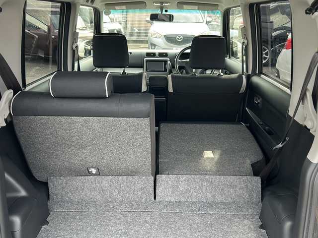 トヨタ ピクシススペース カスタム X 富山県 2015(平27)年 8.1万km パールホワイトⅢ 4WD/スマートキー/社外メモリーナビ(CN-RE50WD)/DVD/MSV/BT/フルセグTV/ETC/オートリトラミラー/電格ウィンカーミラー/純正フルエアロ/HIDヘッドライト/フォグ/メッキドアノブ/純正フロアマット/純正ドアバイザー/保証書・取説・ナビ取説