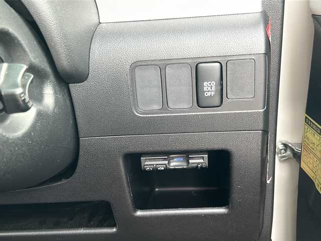 トヨタ ピクシススペース カスタム X 富山県 2015(平27)年 8.1万km パールホワイトⅢ 4WD/スマートキー/社外メモリーナビ(CN-RE50WD)/DVD/MSV/BT/フルセグTV/ETC/オートリトラミラー/電格ウィンカーミラー/純正フルエアロ/HIDヘッドライト/フォグ/メッキドアノブ/純正フロアマット/純正ドアバイザー/保証書・取説・ナビ取説