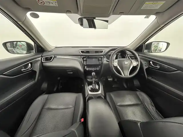 日産 エクストレイル 20X エマージェンシーブレーキ 道央・札幌 2014(平26)年 8万km チタニウムカーキ ・４WD/・日産コネクトSDナビ/　CD/DVD/USB/AUX/BT/フルセグTV/・TVキャンセラー/・ステアリングスイッチ/・アラウンドビューモニター/・ビルトインETC/・衝突軽減ブレーキ/・レーンキープアシスト/・後側方車両検知警報/・コーナリングスタビリティアシスト/・クリアランスソナー/・横滑り防止装置/・ABS/・アイドリングストップ/・ダウンヒルアシストコントロール/・オートライト/・LEDヘッドライト/・フロントフォグランプ/・カプロンシート/・D+N席シートヒーター/・純正フロアマット/・トノカバー/・プッシュスタート/・スマートキー/・スペアキー