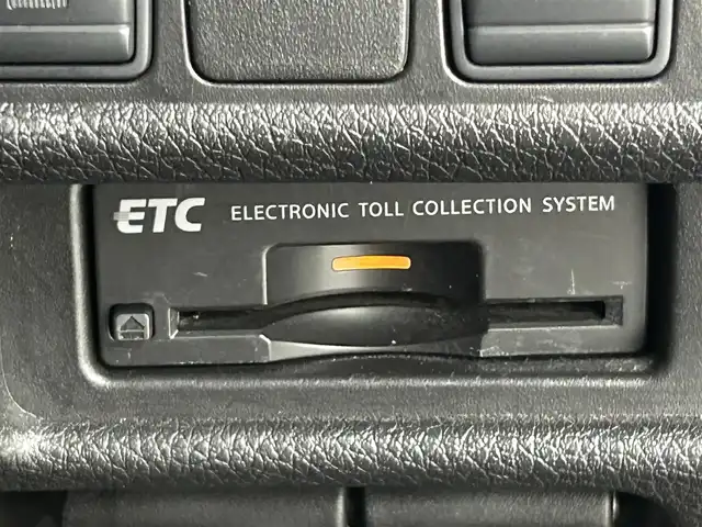 日産 エクストレイル 20X エマージェンシーブレーキ 道央・札幌 2014(平26)年 8万km チタニウムカーキ ・４WD/・日産コネクトSDナビ/　CD/DVD/USB/AUX/BT/フルセグTV/・TVキャンセラー/・ステアリングスイッチ/・アラウンドビューモニター/・ビルトインETC/・衝突軽減ブレーキ/・レーンキープアシスト/・後側方車両検知警報/・コーナリングスタビリティアシスト/・クリアランスソナー/・横滑り防止装置/・ABS/・アイドリングストップ/・ダウンヒルアシストコントロール/・オートライト/・LEDヘッドライト/・フロントフォグランプ/・カプロンシート/・D+N席シートヒーター/・純正フロアマット/・トノカバー/・プッシュスタート/・スマートキー/・スペアキー