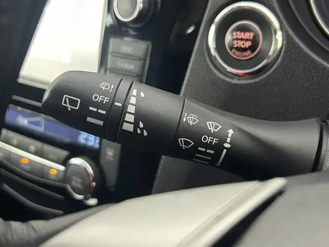 日産 エクストレイル 20X エマージェンシーブレーキ 道央・札幌 2014(平26)年 8万km チタニウムカーキ ・４WD/・日産コネクトSDナビ/　CD/DVD/USB/AUX/BT/フルセグTV/・TVキャンセラー/・ステアリングスイッチ/・アラウンドビューモニター/・ビルトインETC/・衝突軽減ブレーキ/・レーンキープアシスト/・後側方車両検知警報/・コーナリングスタビリティアシスト/・クリアランスソナー/・横滑り防止装置/・ABS/・アイドリングストップ/・ダウンヒルアシストコントロール/・オートライト/・LEDヘッドライト/・フロントフォグランプ/・カプロンシート/・D+N席シートヒーター/・純正フロアマット/・トノカバー/・プッシュスタート/・スマートキー/・スペアキー