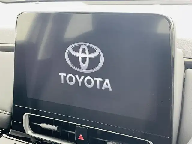 トヨタ アクア Z 福島県 2025(令7)年 0.8万km ブラック トヨタ セーフティセンス/・プリクラッシュセーフティ/・レーントレーシングアシスト/・レーダークルーズコントロール/・オートマチックハイビーム/・ロードサインアシスト/・先行車発進告知機能：/・パーキングサポートブレーキ/・ブラインドスポットモニター/・パノラミックビューモニター/・緊急時操舵支援/・プロアクティブドライビングアシスト/・カラーヘッドアップディスプレイ/純正ディスプレイオーディオ/・Bluetooth/AM・FM/USB/・バックカメラ/・360度カメラ/・ETC/デジタルインナーミラー型前方ドライブレコーダー/プッシュスタート/・スマートキー/フロアマット/革巻きステアリング/・ステアリングスイッチ/電装格納ミラー/LEDライト/・フォグライト/・ヘッドライトリベライザー