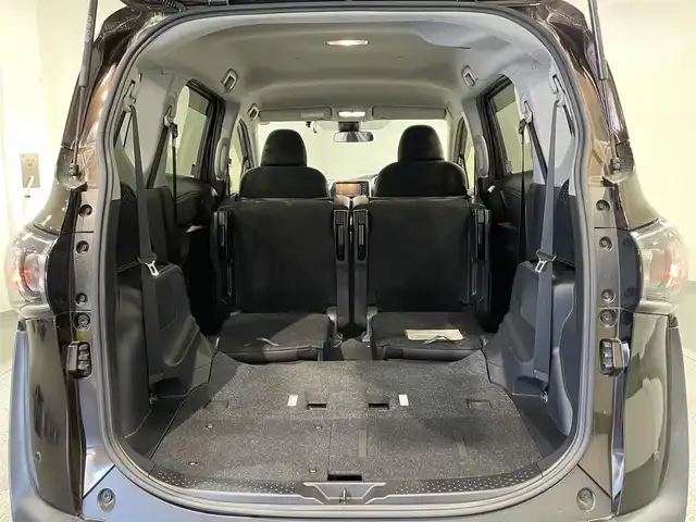 トヨタ シエンタ ハイブリッド G 愛知県 2019(令1)年 2万km ヴィンテージブラウンパールクリスタルシャイン 純正ナビ（NSCN-W68)/（AM/FM/CD/SD/Bluetooth/地デジ/AUX)　/トヨタセーフティセンスC　/　　-衝突軽減ブレーキ　/　　-オートマチックハイビーム/　　-レーンディパーチャーアラート/両側パワースライドドア　/ビルトインＥＴＣ　/クルーズコントロール　/バックカメラ　/ドライブレコーダー　/パーキングソナー/先行車発進告知機能/USB接続/プッシュスタート/　　-スマートキー/純正フロアマット