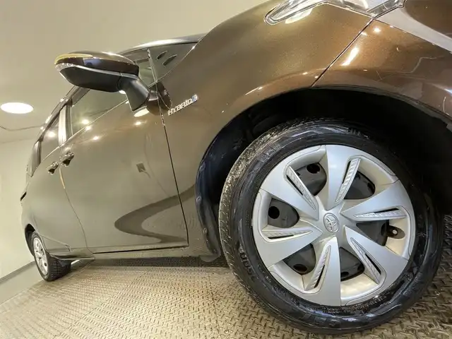 トヨタ シエンタ ハイブリッド G 愛知県 2019(令1)年 2万km ヴィンテージブラウンパールクリスタルシャイン 純正ナビ（NSCN-W68)/（AM/FM/CD/SD/Bluetooth/地デジ/AUX)　/トヨタセーフティセンスC　/　　-衝突軽減ブレーキ　/　　-オートマチックハイビーム/　　-レーンディパーチャーアラート/両側パワースライドドア　/ビルトインＥＴＣ　/クルーズコントロール　/バックカメラ　/ドライブレコーダー　/パーキングソナー/先行車発進告知機能/USB接続/プッシュスタート/　　-スマートキー/純正フロアマット