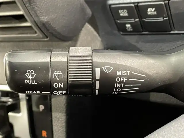 トヨタ シエンタ ハイブリッド G 愛知県 2019(令1)年 2万km ヴィンテージブラウンパールクリスタルシャイン 純正ナビ（NSCN-W68)/（AM/FM/CD/SD/Bluetooth/地デジ/AUX)　/トヨタセーフティセンスC　/　　-衝突軽減ブレーキ　/　　-オートマチックハイビーム/　　-レーンディパーチャーアラート/両側パワースライドドア　/ビルトインＥＴＣ　/クルーズコントロール　/バックカメラ　/ドライブレコーダー　/パーキングソナー/先行車発進告知機能/USB接続/プッシュスタート/　　-スマートキー/純正フロアマット