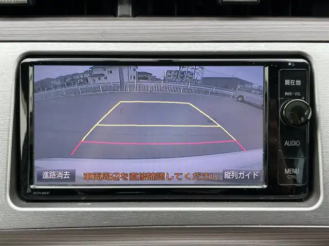 トヨタ プリウス S 群馬県 2015(平27)年 5.3万km ホワイトパールクリスタルシャイン 純正SDナビ/AM/FM/CD/DVD/SD/BT/フルセグTV/バックカメラ/カロッツェリアサブウーハー/TRDエアロ(前後)/オートライト/純正マフラー積込/純正フロアマット/純正アルミホイール/取扱説明書/保証書