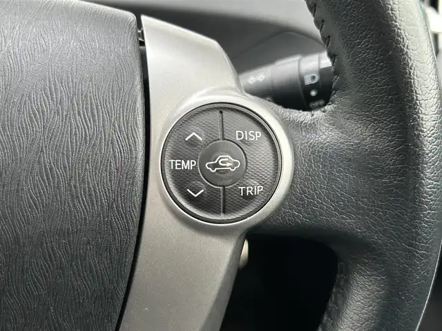 トヨタ プリウス S 群馬県 2015(平27)年 5.3万km ホワイトパールクリスタルシャイン 純正SDナビ/AM/FM/CD/DVD/SD/BT/フルセグTV/バックカメラ/カロッツェリアサブウーハー/TRDエアロ(前後)/オートライト/純正マフラー積込/純正フロアマット/純正アルミホイール/取扱説明書/保証書