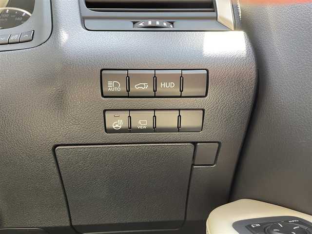 レクサス ＲＸ 300 バージョンL 福岡県 2020(令2)年 3.5万km ソニッククォーツ レクサスセーフティシステム/横滑り防止/盗難防止/純正ホイール/純正フロアマット/レーンキープ/クルコン/オートライト/フルフラット/ナビ）（BT、AM、FM、フルセグ）/パワーウィンドウ/サンルーフ/ドラレコ/AAC/Ecoモード/SPORTモード/電動リアゲート/電動格納シート/エアロパーツ/USB二口