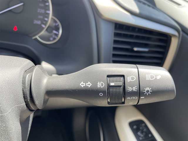 レクサス ＲＸ 300 バージョンL 福岡県 2020(令2)年 3.5万km ソニッククォーツ レクサスセーフティシステム/横滑り防止/盗難防止/純正ホイール/純正フロアマット/レーンキープ/クルコン/オートライト/フルフラット/ナビ）（BT、AM、FM、フルセグ）/パワーウィンドウ/サンルーフ/ドラレコ/AAC/Ecoモード/SPORTモード/電動リアゲート/電動格納シート/エアロパーツ/USB二口