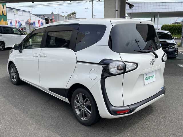 トヨタ シエンタ G 宮城県 2017(平29)年 4.4万km ホワイトパールクリスタルシャイン 社外メモリーナビ/フルセグTV/両側パワースライドドア/バックカメラ/スマートキー/オートライト/フォグランプ/革巻きステアリング/保証書/取扱説明書