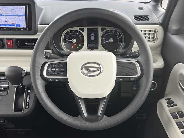 ダイハツ ムーヴ キャンバス ストライプス G 愛知県 2023(令5)年 1万km シャイニングホワイトパール/サンドベージュメタリック 7インチナビ/Bluetooth/バックカメラ/両側パワースライドドア/プッシュスタート/スマートキー/衝突軽減ブレーキ/コーナーセンサー/純正LEDヘッドライト/フォグランプ/シートヒーター/ETC