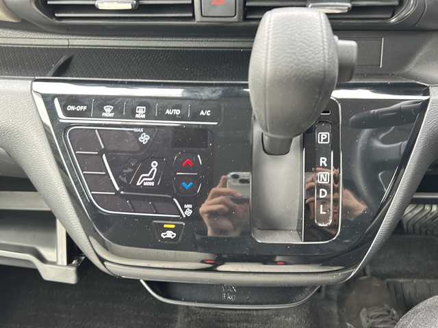 日産 デイズ X 宮崎県 2020(令2)年 4.9万km スパークリングレッドM 純正SDナビ（Bluetooth/CD/DVD/TV）/全周囲カメラ/ステアリングリモコン/運転支援サポート/エマージェンシーブレーキ/車線逸脱警報/スマートキー/プッシュスタート/ドライブレコーダー（SDなし）/アイドリングストップ/電動格納ミラー/純正フロアマット