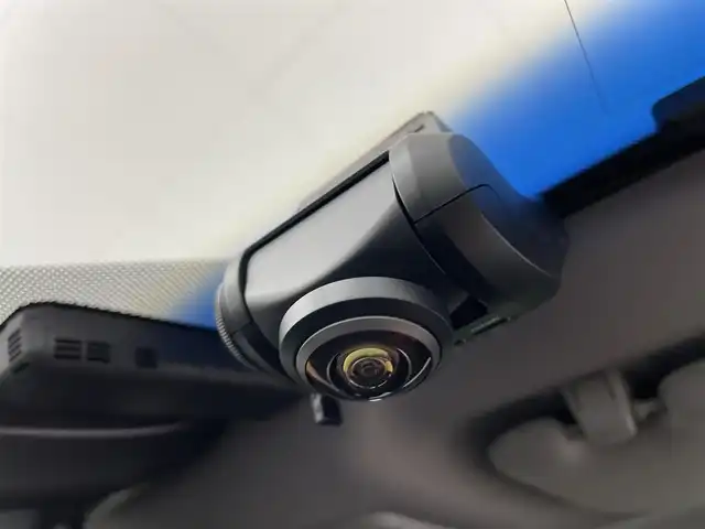 トヨタ カムリ G 千葉県 2018(平30)年 5.8万km アティチュードブラックマイカ 禁煙　純正９型ナビ　フロントカメラ　バックカメラ　ＥＴＣ　３６０°ドライブレコーダー　追従走行　ＭＴモード付ＡＴ　フルセグＴＶ　Ｂｌｕｅｔｏｏｔｈ　電動リアゲート　ＬＥＤヘッドライト　Ｄ席パワーシート