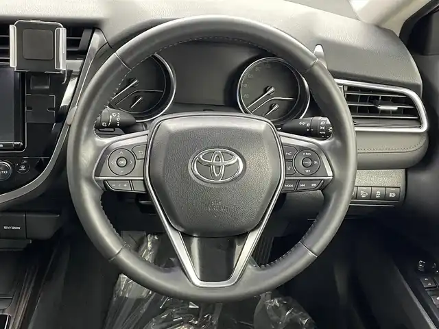 トヨタ カムリ G 千葉県 2018(平30)年 5.8万km アティチュードブラックマイカ 禁煙　純正９型ナビ　フロントカメラ　バックカメラ　ＥＴＣ　３６０°ドライブレコーダー　追従走行　ＭＴモード付ＡＴ　フルセグＴＶ　Ｂｌｕｅｔｏｏｔｈ　電動リアゲート　ＬＥＤヘッドライト　Ｄ席パワーシート