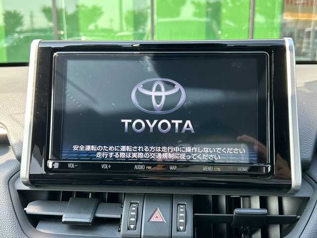 トヨタ ＲＡＶ４ アドベンチャー 和歌山県 2020(令2)年 6.9万km アッシュグレーメタリック/アーバンカーキ 純正9インチナビ（NSZT-Y68T）/フルセグTV/Bluetooth/CD/SD/バックカメラ/ビルトインETC2.0/前後ドライブレコーダー/トヨタセーフティーセンス/PCS（プリクラッシュセーフティ）/LTA（レーントレーシングアシスト）/BSM（ブラインドスポットモニター）/RCTA（リヤクロストラフィックアラート）/PKSB（パーキングサポートブレーキ）/RSA（ロードサインアシスト）/レーダークルーズコントロール/クリアランスソナー/本革ステアリング/ステアリングヒーター/ステアリングスイッチ/レザーシート/運転席パワーシート/前席シートヒーター/前席シートベンチレーション/LEDヘッドライト/フォグランプ/オートライト/オートハイビーム/純正19インチAW/ドアバイザー/純正フロアマット/プッシュスタート/スマートキー