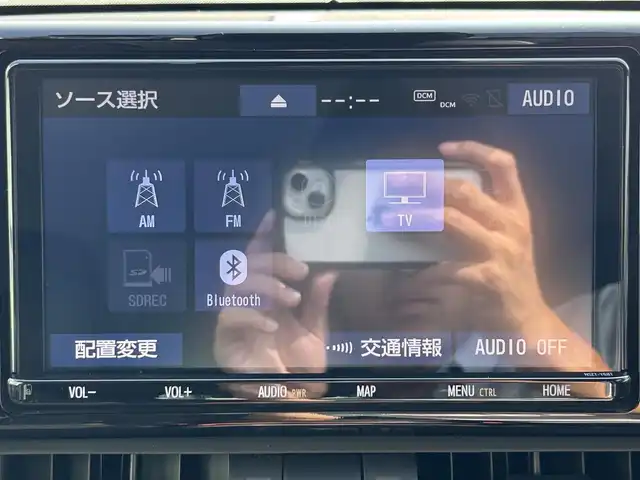 トヨタ ＲＡＶ４ アドベンチャー 和歌山県 2020(令2)年 6.9万km アッシュグレーメタリック/アーバンカーキ 純正9インチナビ（NSZT-Y68T）/フルセグTV/Bluetooth/CD/SD/バックカメラ/ビルトインETC2.0/前後ドライブレコーダー/トヨタセーフティーセンス/PCS（プリクラッシュセーフティ）/LTA（レーントレーシングアシスト）/BSM（ブラインドスポットモニター）/RCTA（リヤクロストラフィックアラート）/PKSB（パーキングサポートブレーキ）/RSA（ロードサインアシスト）/レーダークルーズコントロール/クリアランスソナー/本革ステアリング/ステアリングヒーター/ステアリングスイッチ/レザーシート/運転席パワーシート/前席シートヒーター/前席シートベンチレーション/LEDヘッドライト/フォグランプ/オートライト/オートハイビーム/純正19インチAW/ドアバイザー/純正フロアマット/プッシュスタート/スマートキー