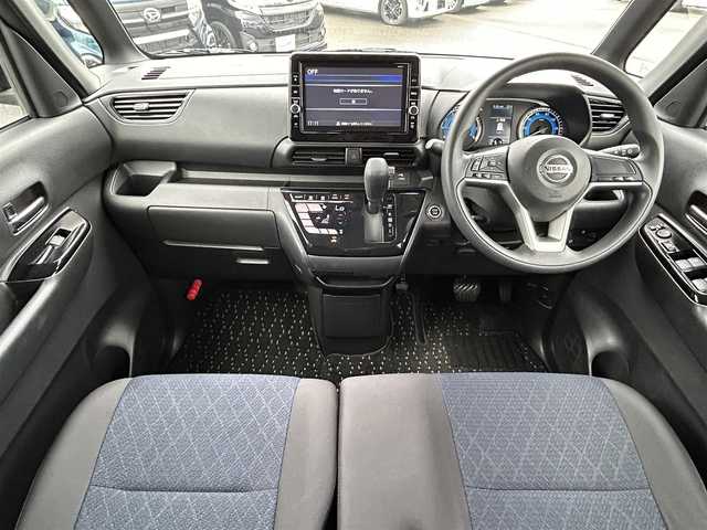 日産 ルークス ハイウェイスター X 愛知県 2020(令2)年 6.5万km フローズンバニラパール スマートキー/プッシュスタート/純正ナビ/フルセグTV/BT/全方位カメラ/エマージェンシーブレーキ/片側パワースライドドア /ビルトインETC/オートライト/USB