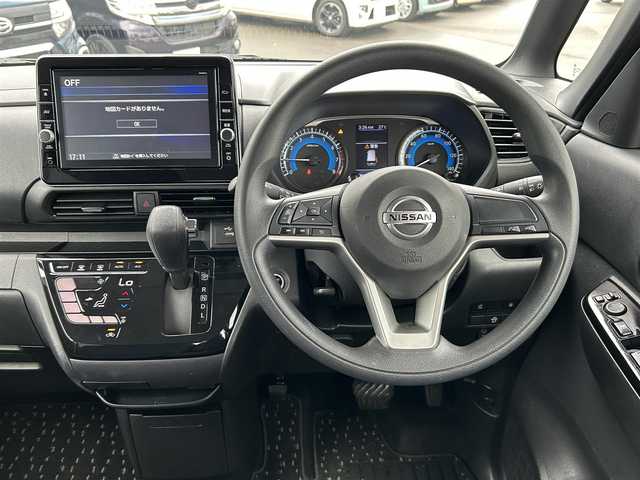 日産 ルークス ハイウェイスター X 愛知県 2020(令2)年 6.5万km フローズンバニラパール スマートキー/プッシュスタート/純正ナビ/フルセグTV/BT/全方位カメラ/エマージェンシーブレーキ/片側パワースライドドア /ビルトインETC/オートライト/USB